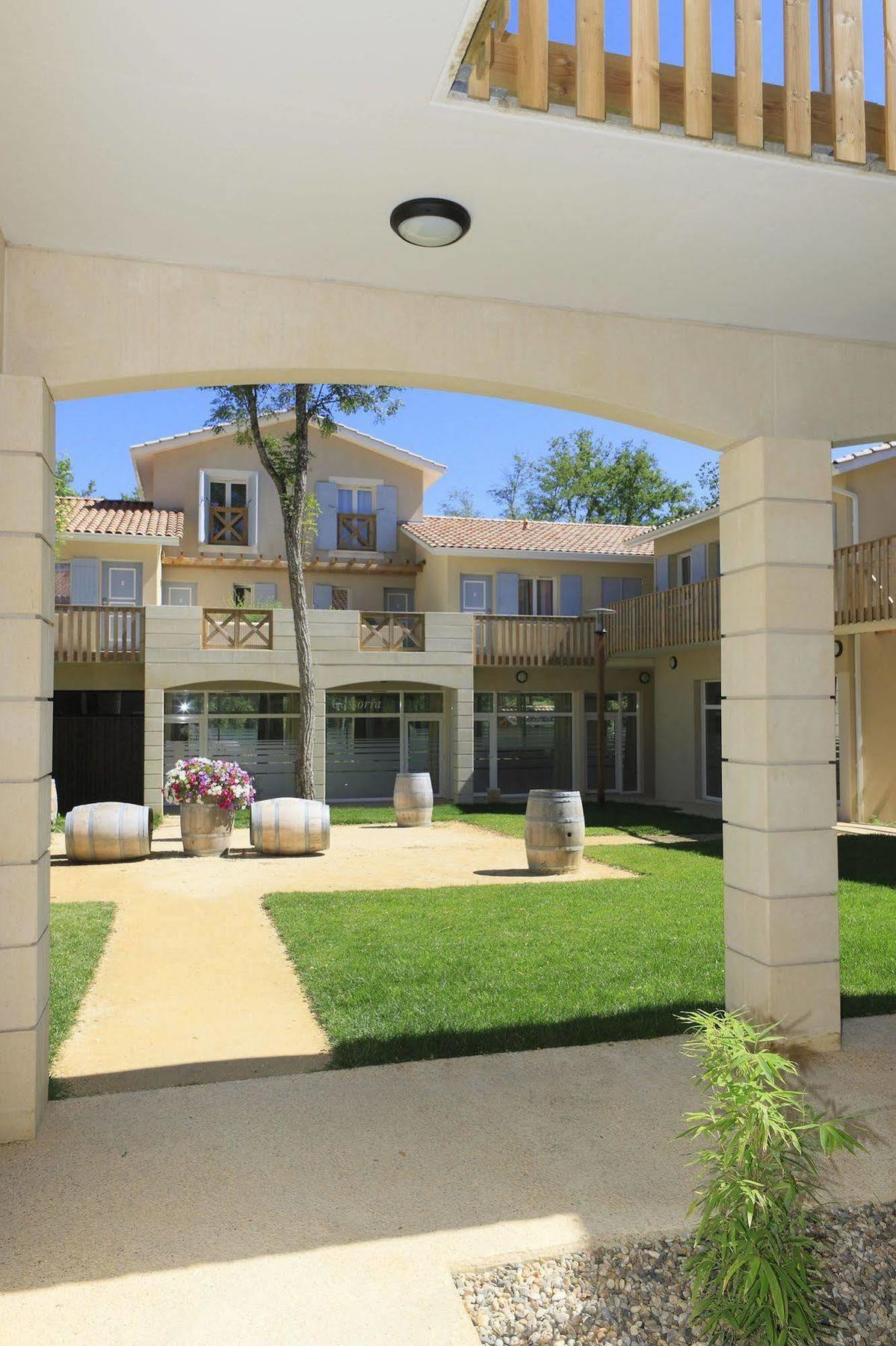 Barbaste Vacanceole - Le Domaine Du Golf D'Albret المظهر الخارجي الصورة